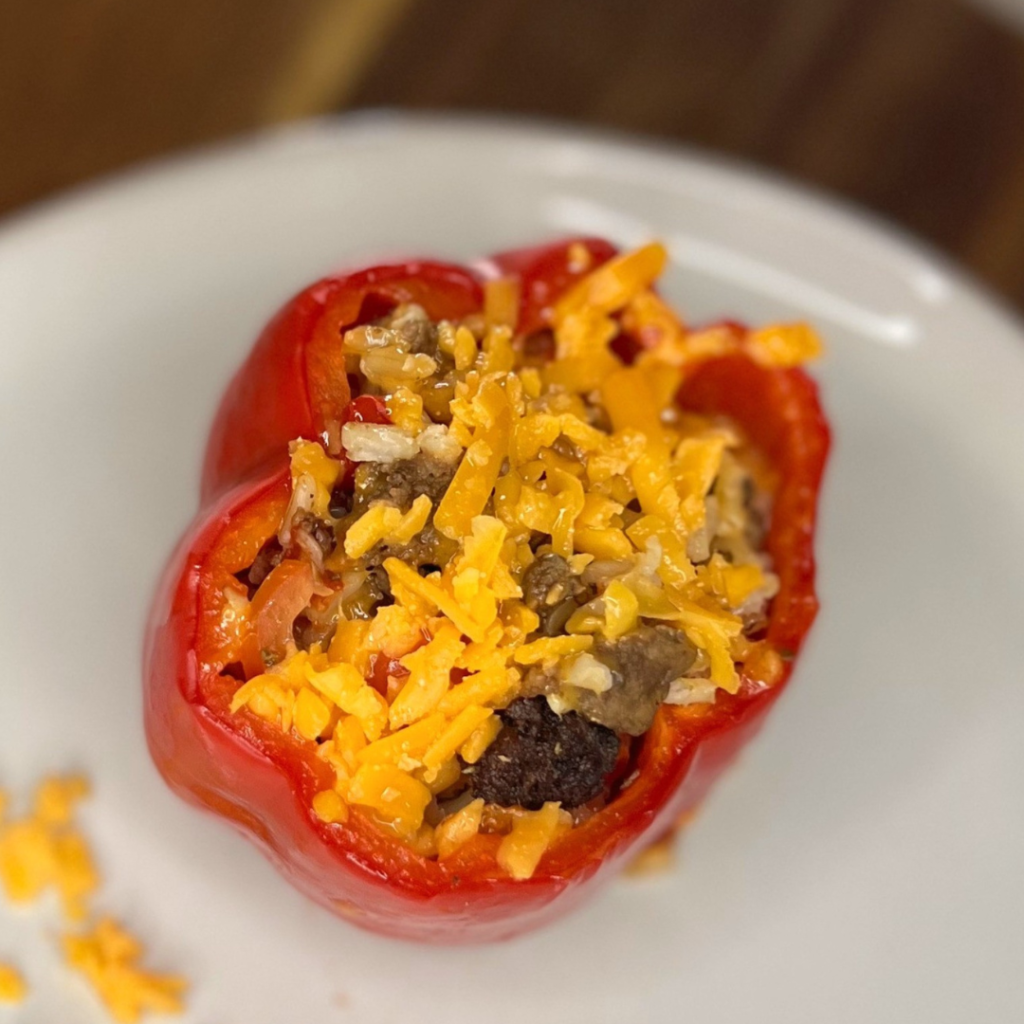 quick, easy and healthy meal prep with ground beef - stuffed pepper for one